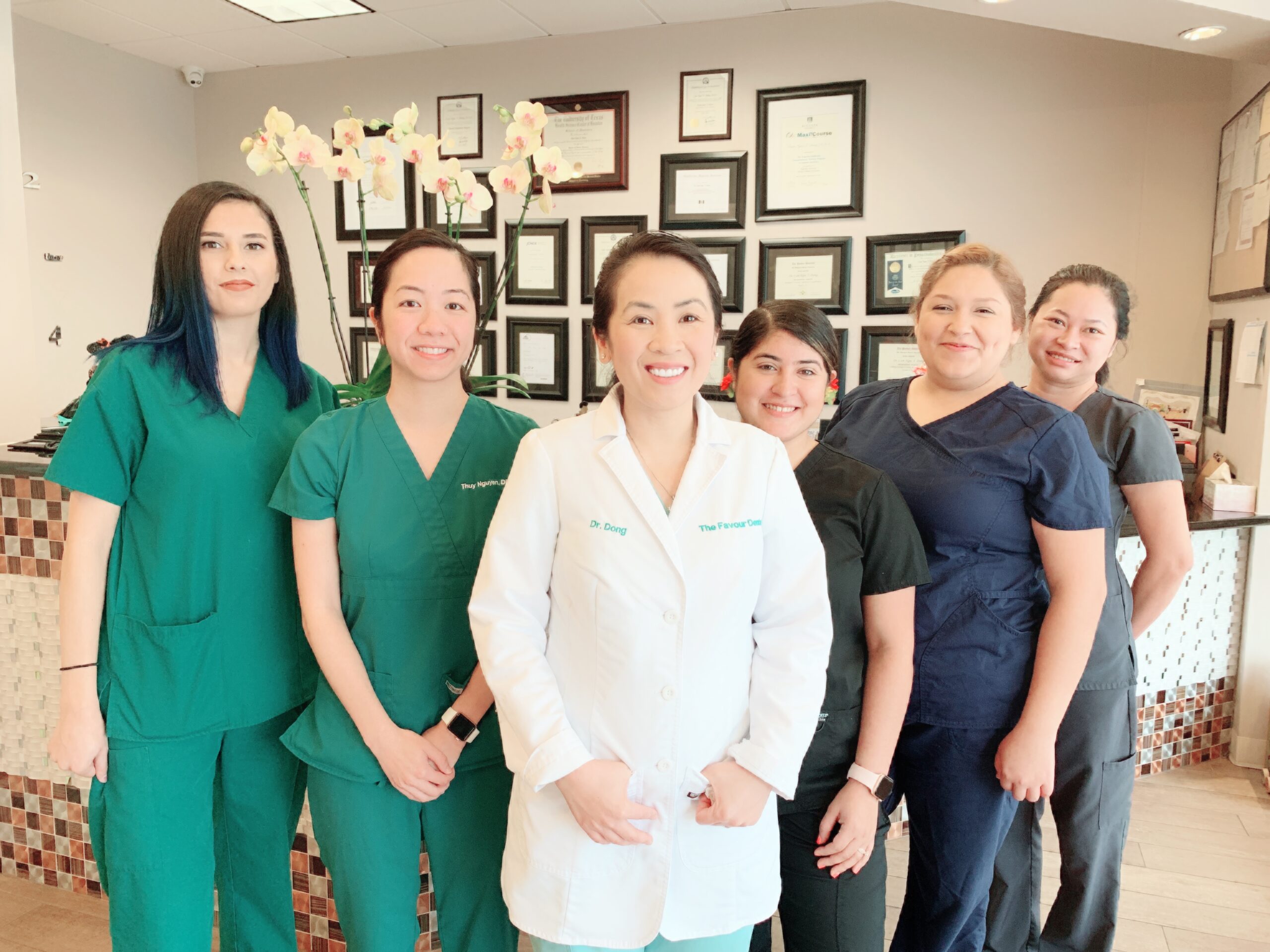 Houston Dentists at The Favour Dental